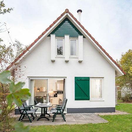 Restyled House With Fire Place Near The Drents-Friese Wold Villa Hoogersmilde Bagian luar foto